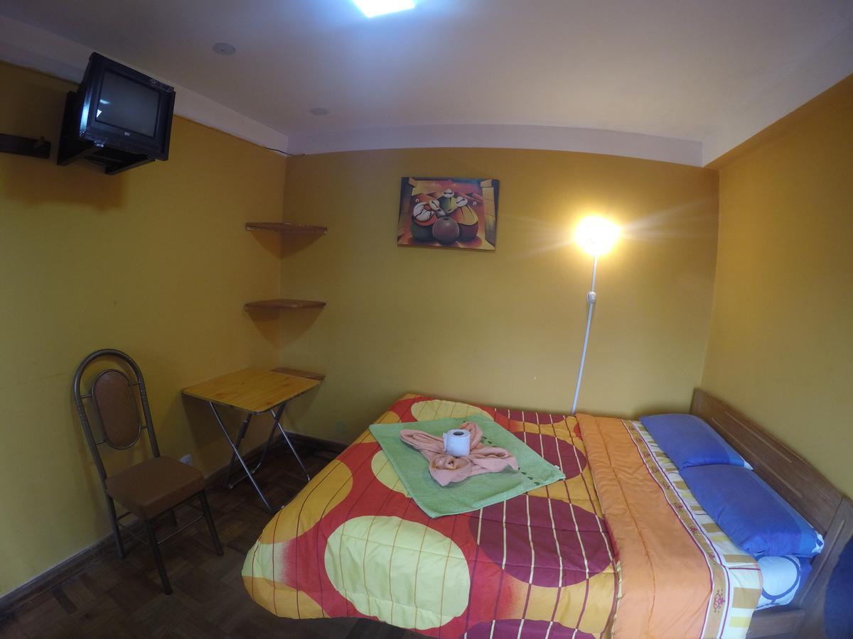 Hostal Florencia Copacabana  Exterior foto